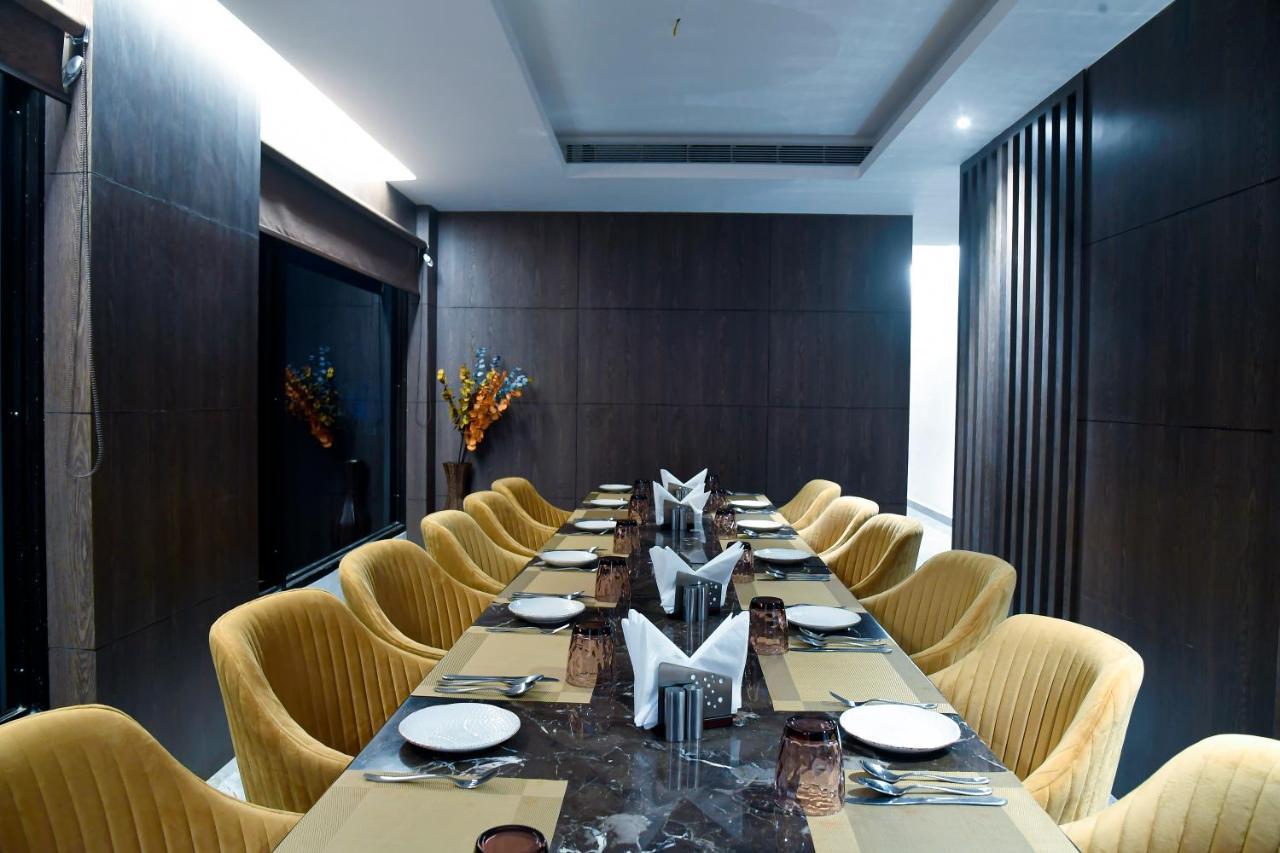 Raj Meridian Dibrugarh Ngoại thất bức ảnh